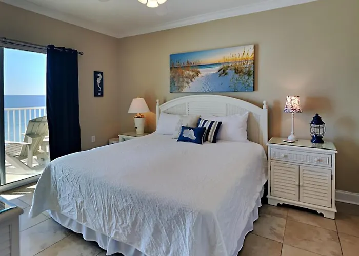 Crystal Shores #602 Apartment